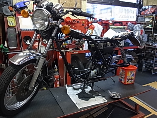 SR500、初年度登録 昭和58年7月。 2j2ー200・・・の巻。 | SR